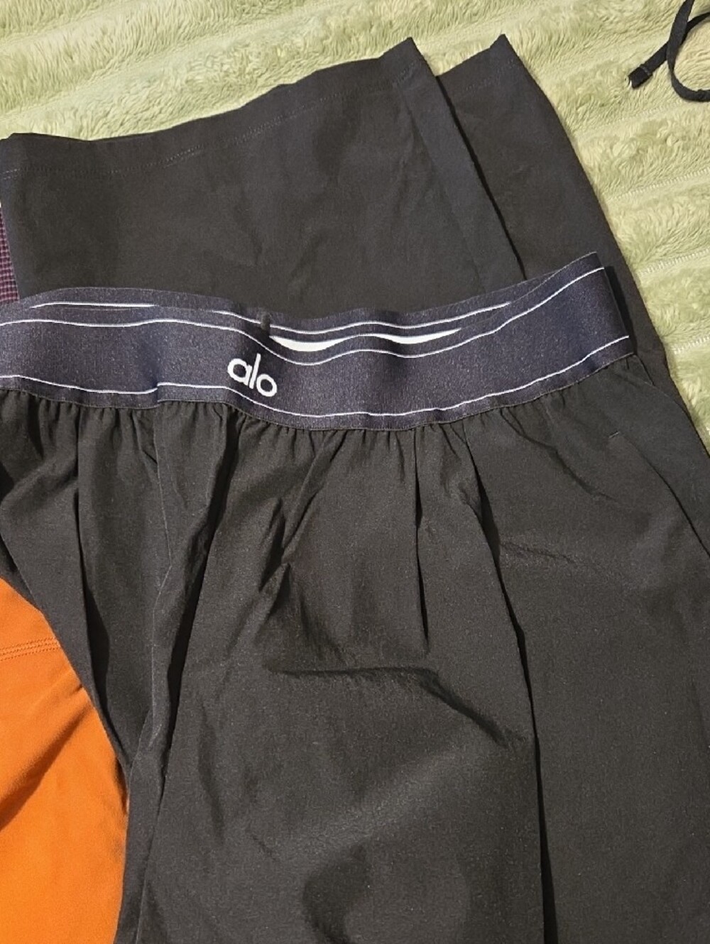Lululemon Leggings 10- ALO Windebreaker Syle Wide Leg Large- NIKE zip  LOT! - Picture 7 of 7